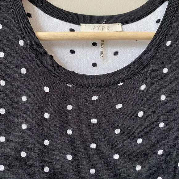 NWOT HYPR Women's Size M/L Knit Polka Dot Fit and Flare Sleeveless Dress Black - Picture 7 of 16